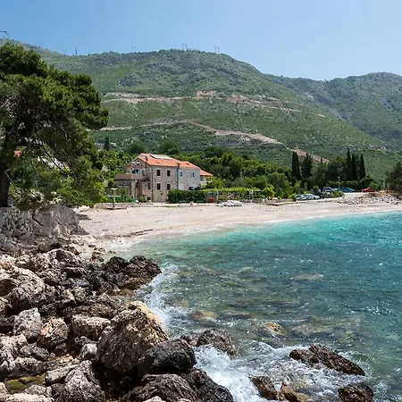 House Poseydon 아파트 믈리니