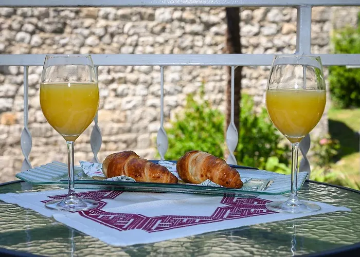 House Poseydon 公寓