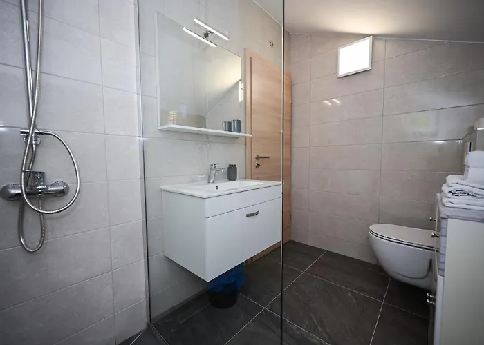 House Poseydon * 米利尼