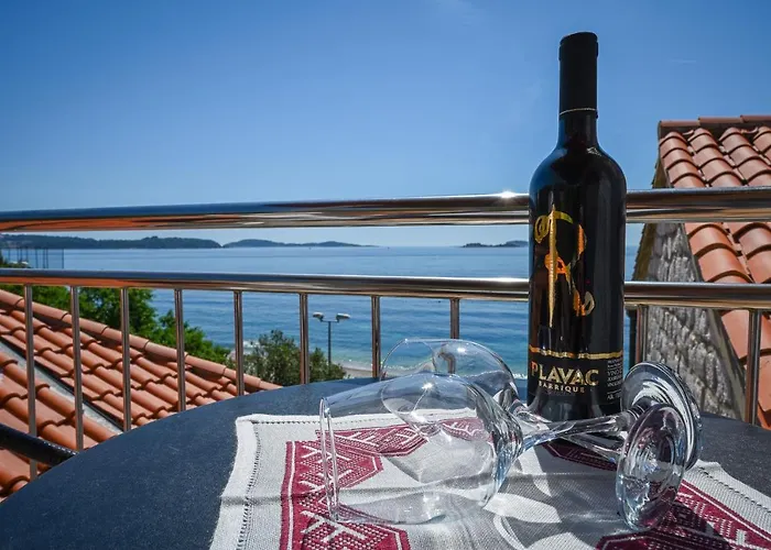 House Poseydon 公寓 *