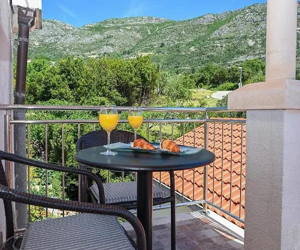 House Poseydon 公寓