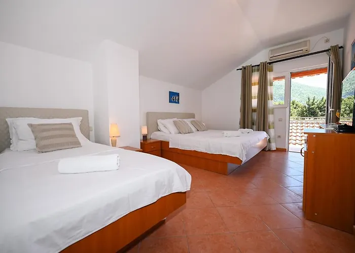 House Poseydon 公寓