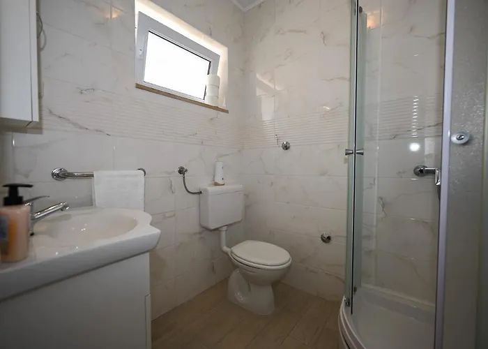 House Poseydon 公寓 米利尼